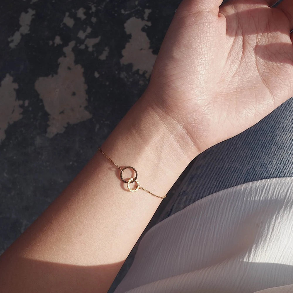 eManco Simple 316 Stainless Steel Circles Bracelet for Women Office Thin Bracelet Fashion Friendship Bracelets Jewellery