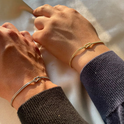 eManco Fashion High Quality Stainless Steel Gold Plated Couple Bracelets Classic Round Snake Chain Knotted Simple Accessories